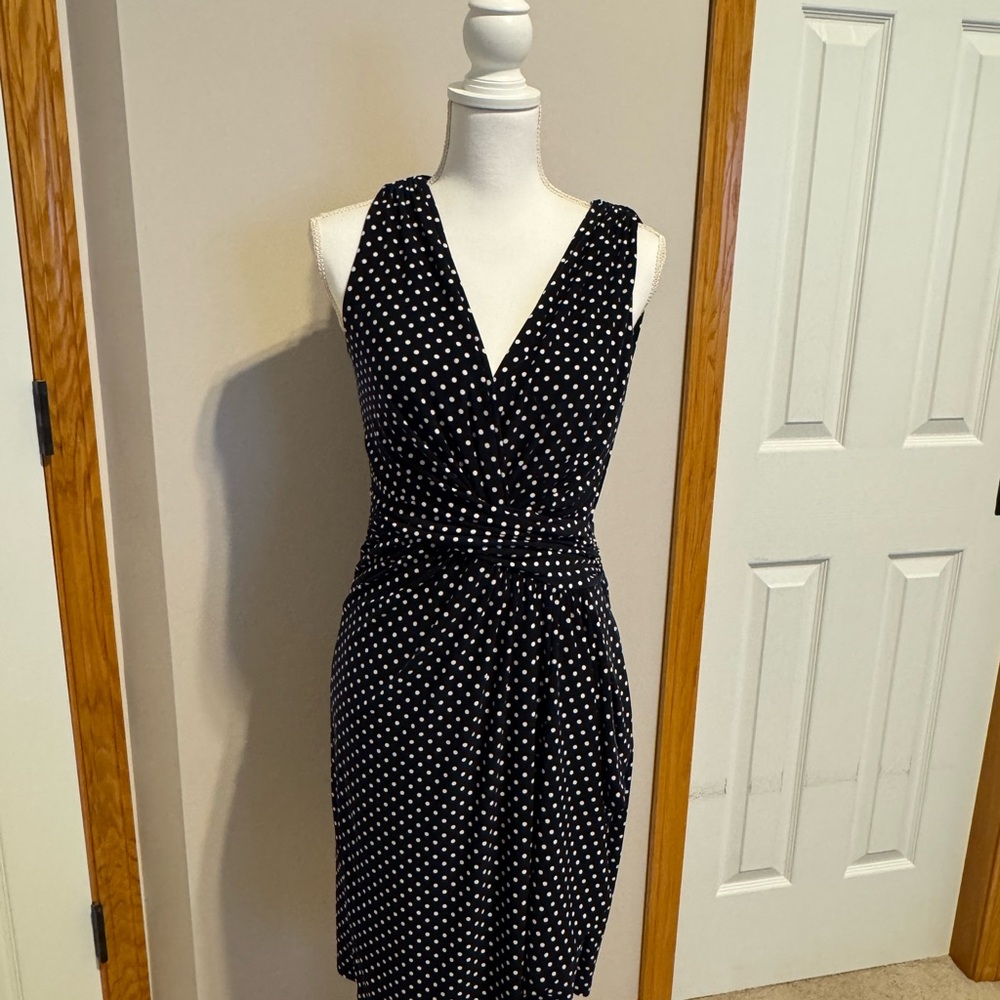Ralph Lauren Navy and White Polka Dot ruched knit Midi Dress. . Size 8